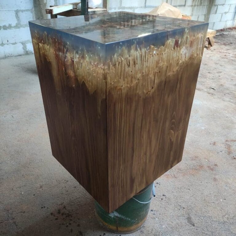 Wood Resin Table Production